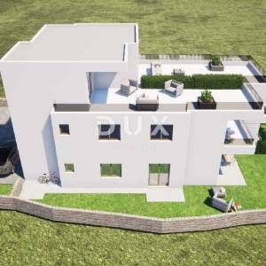 TRIBUNJ, SOVLJA - Stan s krovnom terasom i prekrasnim pogledom na more