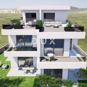 TRIBUNJ, SOVLJA - Stan s krovnom terasom i prekrasnim pogledom na more