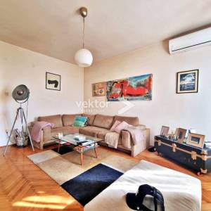 Trsat, etaža, obiteljski stan s okućnicom i garažom