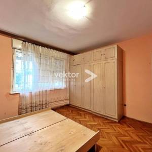 Trsat, etaža s dodatnim objektom i okućnicom, pogled na more