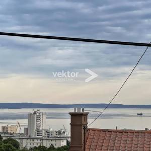 Trsat, etaža s dodatnim objektom i okućnicom, pogled na more