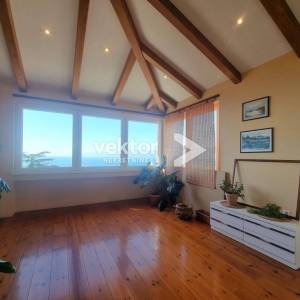 Trsat, stan s okućnicom i dodatnim apartmanom