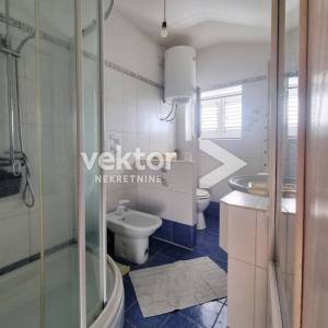 Trsat, stan s okućnicom i dodatnim apartmanom