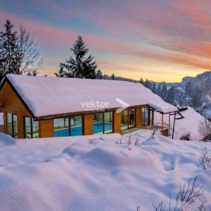 Tršće, goranska kuća za odmor s grijanim bazenom