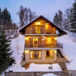 Tršće, goranska kuća za odmor s grijanim bazenom