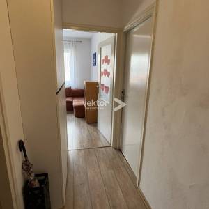 Turnić, 1-soban s dnevnim boravkom i balkonom