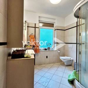 Turnić, komforan obiteljski stan u manjoj zgradi