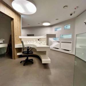 Uređen poslovni prostor u centru grada