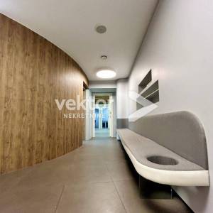 Uređen poslovni prostor u centru grada