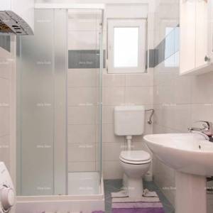 Valdebek. Kuća s 4 stana svaki stan zaseban ulaz!  Blizina centra Pule!