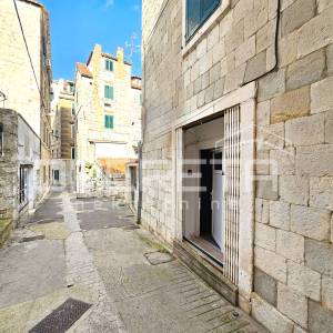 Vela Varoš, centar Splita, poslovni prostor s turističkim potencijalom