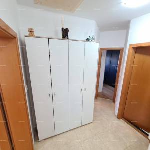 Veli Vrh! Pula! Dvije prizemnice s bazenom!