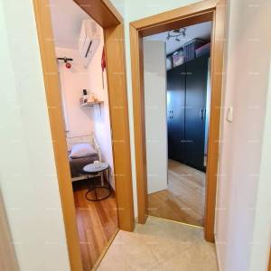 Veli Vrh! Pula! Dvije prizemnice s bazenom!