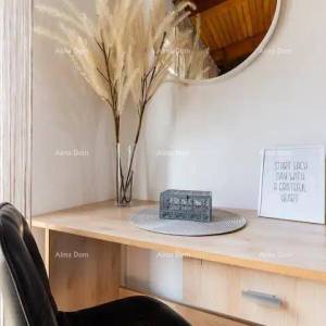 Veli Vrh! Pula! Dvije prizemnice s bazenom!