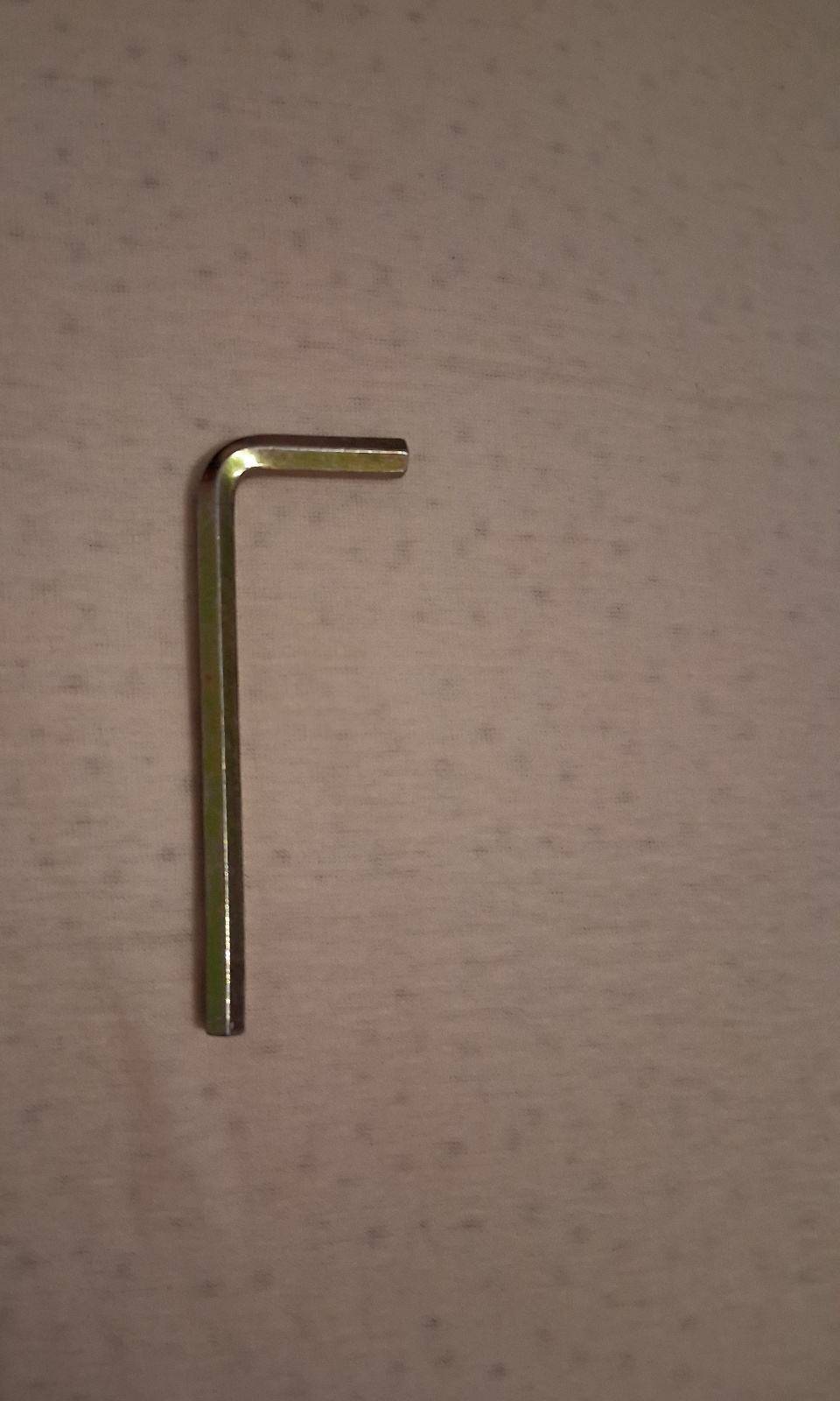 Veliki zaltni kmbus ključ