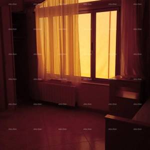 Veruda. Prodaja kuće s apartmanima u Puli  blizu mora, s pogledom na more