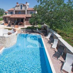 Vila s jedinstvenim bazenom 