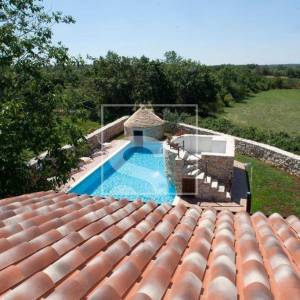 Vila s jedinstvenim bazenom 