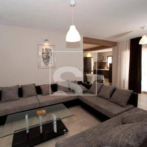 Vila s jedinstvenim bazenom 