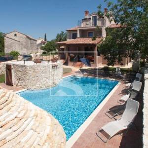 Vila s jedinstvenim bazenom 