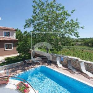 Vila s jedinstvenim bazenom 