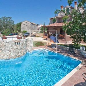 Vila s jedinstvenim bazenom 