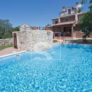 Vila s jedinstvenim bazenom 