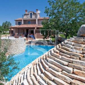 Vila s jedinstvenim bazenom 