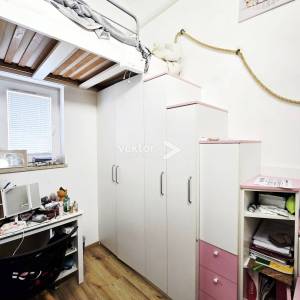 Viškovo, namješten 3-soban s dnevnim boravkom i okućnicom