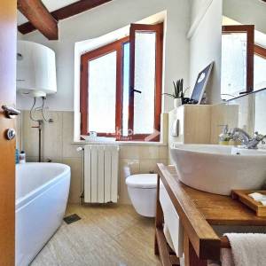 Viškovo, samostojeća kuća s okućnicom 650 m² i garažom