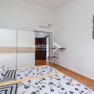 Vodnjan, okolica, kuća novije gradnje s bazenom