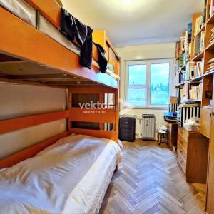 Vojak, 3-soban stan, pogodan za investiciju