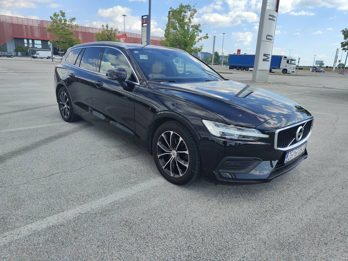 Volvo V60 D3 (150 KS), 2019.
