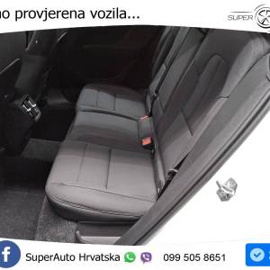 Volvo XC40 2.0 B4 Aut. Momentum 197 KS, LED+ACC+GR SJED+KAM+PDC+VIRT