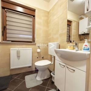 Vrata, apartman, 2-soban s dnevnim boravkom i balkonom