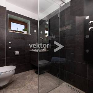 Vrbnik, kamena vila s bazenom