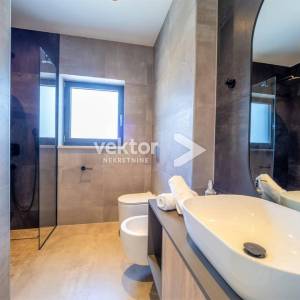 Vrbnik okolica, moderna kuća s bazenom, novogradnja