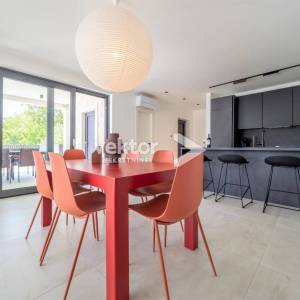 Vrbnik okolica, moderna kuća s bazenom, novogradnja