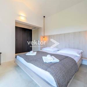 Vrbnik okolica, moderna kuća s bazenom, novogradnja