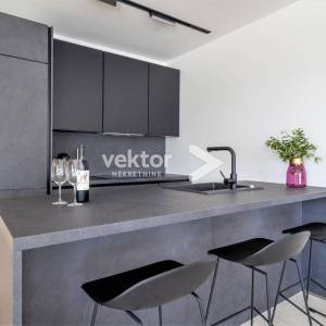 Vrbnik okolica, moderna kuća s bazenom, novogradnja