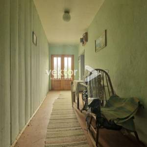 Vrbovsko, kuća s lijepim pogledom na zelenilo