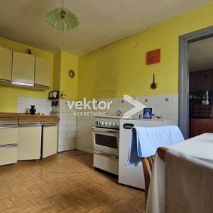 Vrbovsko, kuća s lijepim pogledom na zelenilo