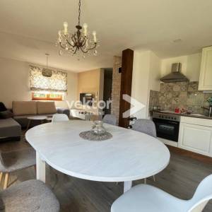 Vrbovsko, uređena goranska kuća s 7.700m2 zemljišta