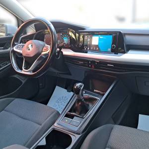 VW Golf 8 2.0 TDI BMT Life - 3 godine jamstva