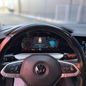 VW Golf 8 2.0 TDI BMT Life - 3 godine jamstva