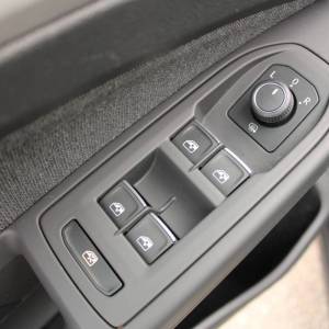 VW Golf VIII 1.0 eTSi DSG