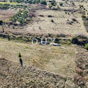 ZADAR, CRNO - Parcela 3999 m² u građevinskoj zoni!