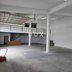 ZADAR, NOVI BOKANJAC - Skladište i poslovni prostor za prodaju!