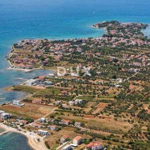 ZADAR, SUKOŠAN - Građevinsko zemljište na top lokaciji 56 m od plaže!