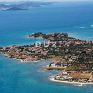 ZADAR, SUKOŠAN - Zemljište s već postojećim objektom! 